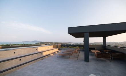 The Residence Phuket, Раваи