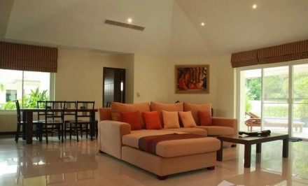 Loch Palm Garden Villas, Кату