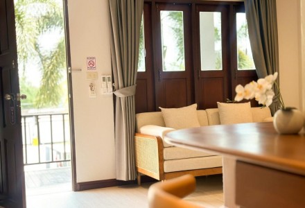Botanic Boutique Hotel, Талат Яй
