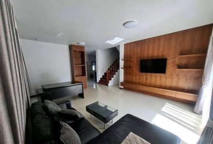 Дом Phanason в аренду в Кату, Пхукет — 3 спальни, 45 000 ฿/мес