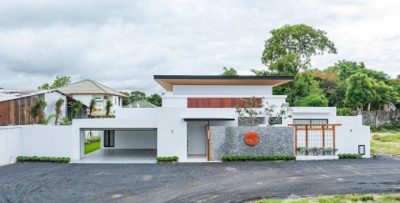 Monetaria Villas, Раваи